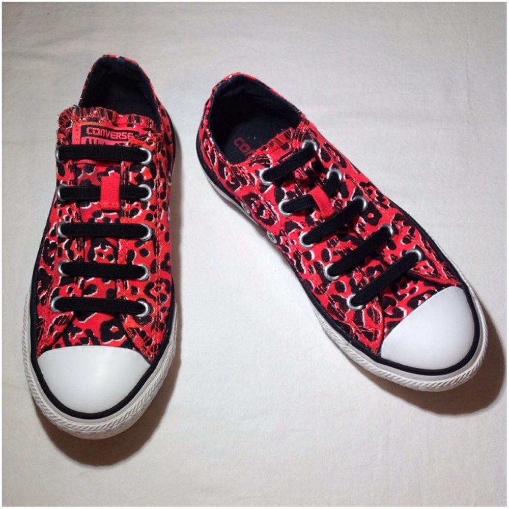 Junior's Size 1 All Star Converse Shoes